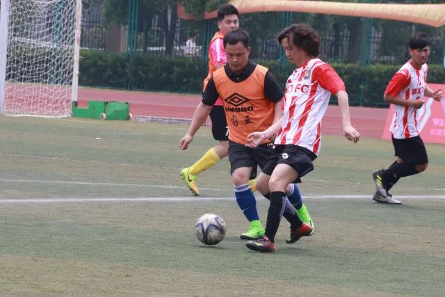 吴昌泽三分球锁定胜局，辽宁领先福建6分